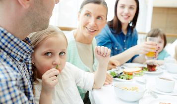 Family & Relationships: Children Learn From Coloring Activities